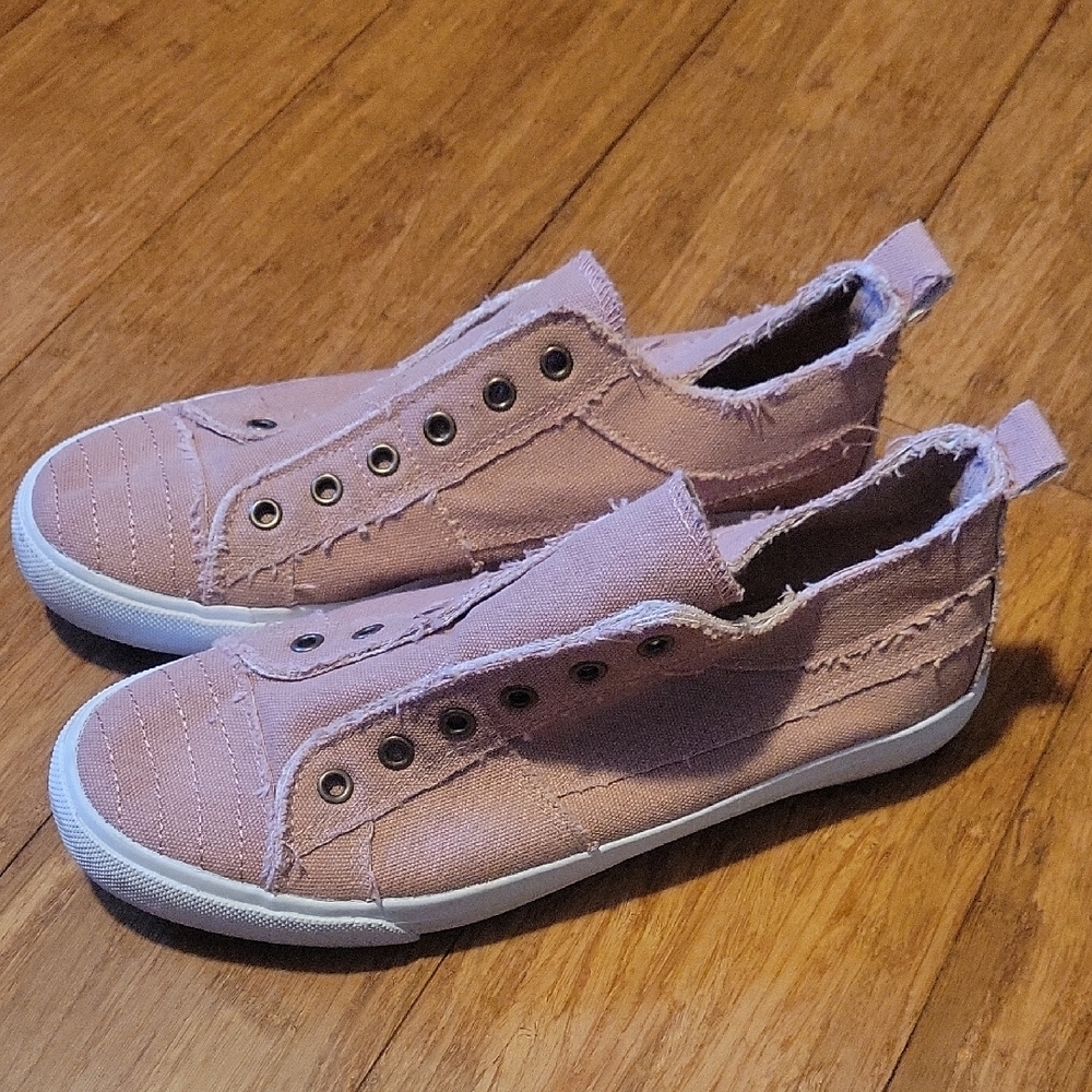 Yoki Mauve Casual Athletic Sneakers